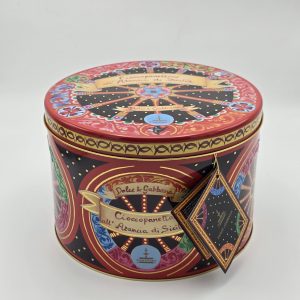 Dolce gabbana panettone met Siciliaanse sinaasappel en chocolade