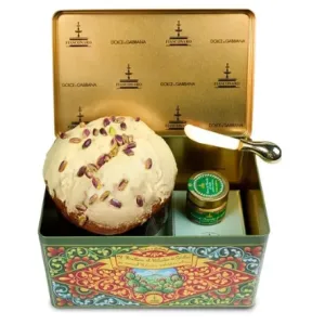 Dolce & gabbana panettone vierkant met pistache creme