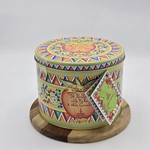 Dolce Gabbana panettone appel kaneel 2