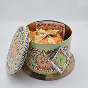 Dolce Gabbana panettone appel kaneel 3