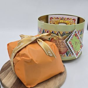 Dolce Gabbana panettone appel kaneel