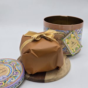 Dolce Gabbana panettone met chocolade 2